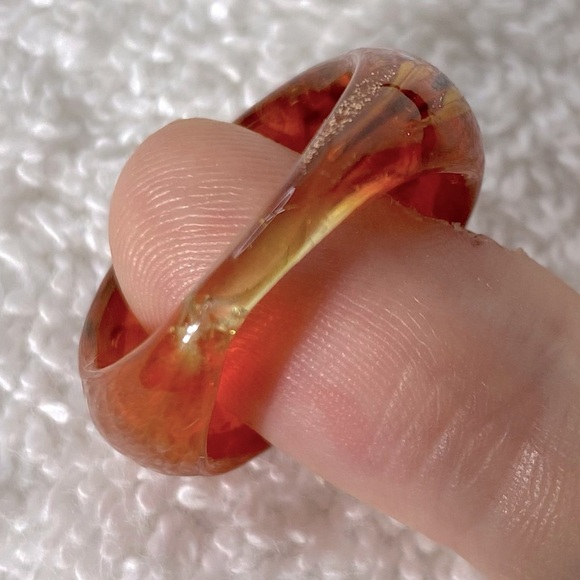 Vintage Art Glass Handmade Red Yellow Black Band Ring - Picture 9 of 12